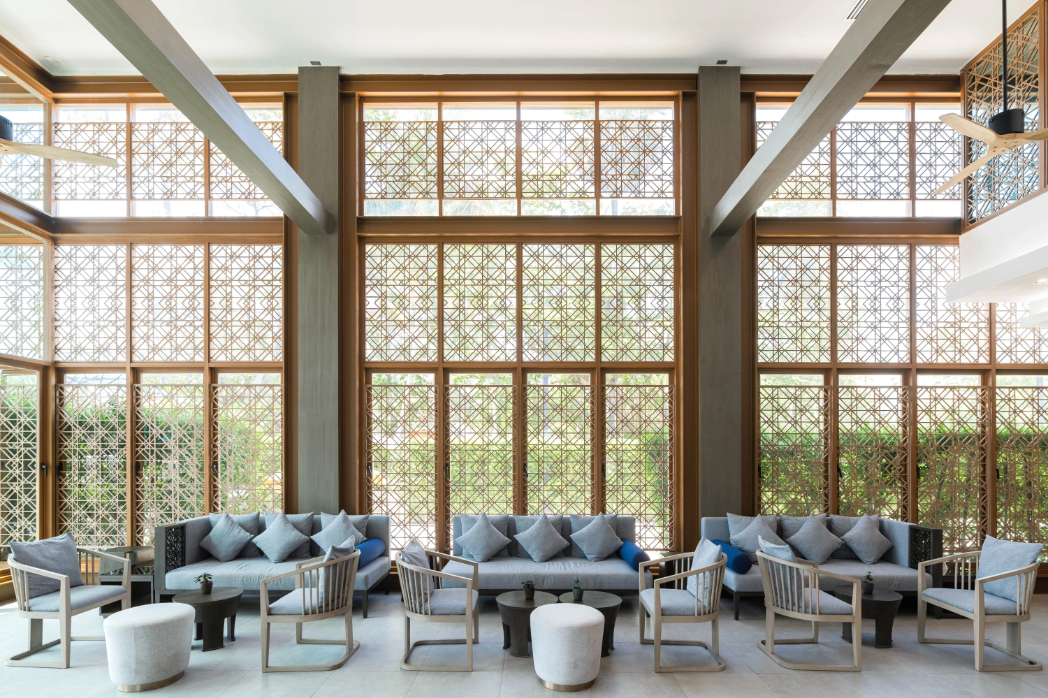 Lobby & Terrasse